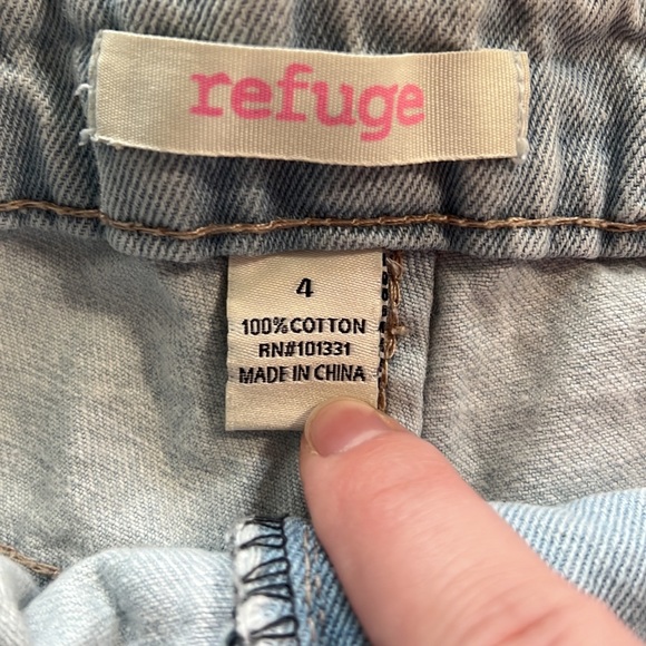 Refuge Jean Shorts - Picture 3 of 3